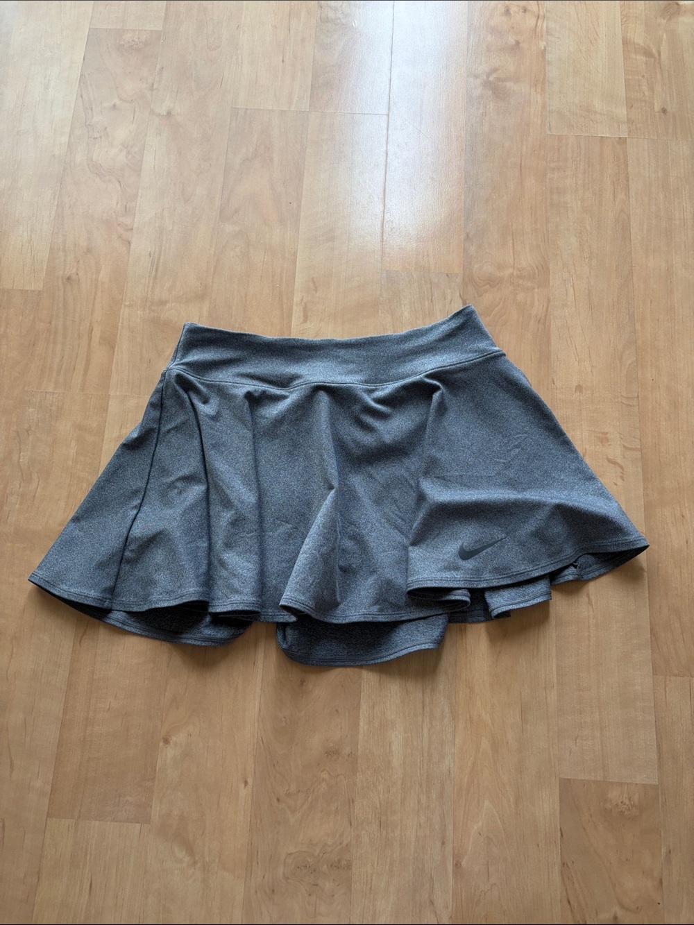 Size Small Nike Women's Dark Gray Tennis or Athletic Skort